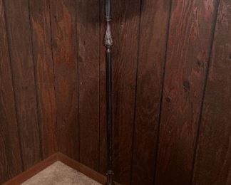 Tiffany Style Lamp
Floor lamp Tiffany Like Design
