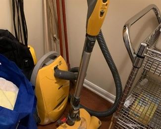 #71	Oreck Whisper Belt Cannister Vacuum	 $50.00 			
