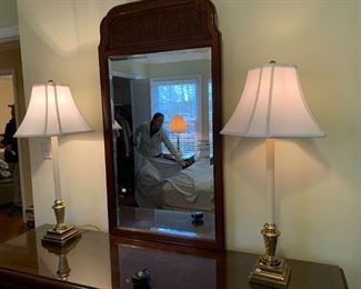 #76	Drexel w/7 drawers & Mirror w/glass protect top - 66Wx19Dx32T - Beveled Mirror   36x48	 $275.00 			
#77	Set of 2 Brass Buffet Stiffel Lamps - 32" Tall	 $60.00 	SOLD		
#75	Drexel HI-Boy w/7 5"drawers - 38Wx19Dx5'T	 $275.00 			
