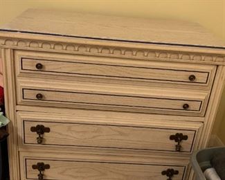 #103	Bassett 3 drawer Chest of Drawers - 31x18x30	 $75.00 			
