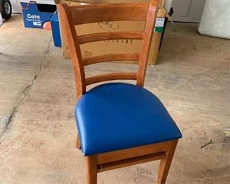#109	Odd dining Chair w/Blue Seat (4)	 $100.00 			

