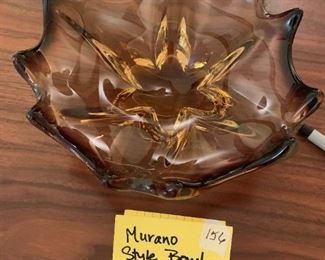 #156	Murano style brown bowl 	 $25.00 			
