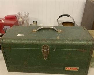 #170	green  metal SK Wayne tool box with tray as is lock 	 $20.00 			
