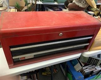 #172	Craftman 2 drawer lift top red tool box 26x10x11	 $40.00 			
