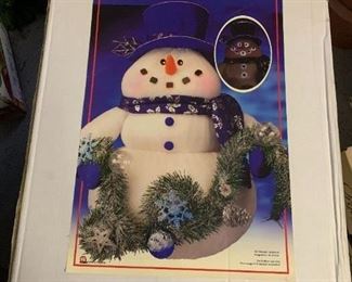 #180	Snow man fiber oplic decro in box	 $20.00 			

