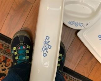 #211	Kitchen	Corning ware Blue flower 2 tray and casserole 	 $34.00 			
