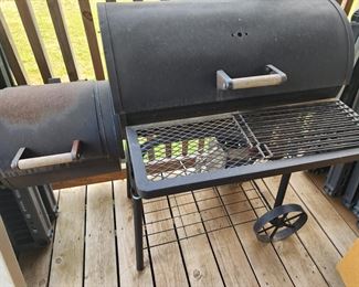 Smoker grill