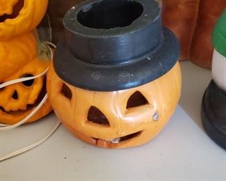 Ceramic or cement heavy pumpkin