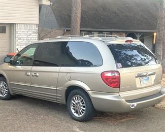 Chrysler Limited "All Wheel Drive" Town & Country Van
