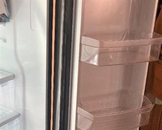  . . . with lower freezer 