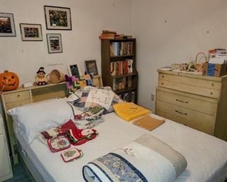 Bassett Furniture bedroom set