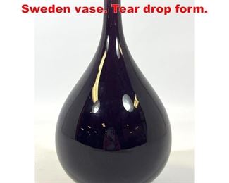 Lot 50 Rostrand CARL STALHANE Sweden vase. Tear drop form. 