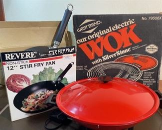Wok & Stir Fry Pan