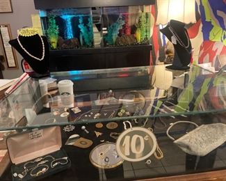 LOTS OF VINTAGE JEWELRY INCLUDING VINTAGE AUTHENTIC PEARLS, 14 K WATCHES, ART DECO LADIES WATCHES, SOME VINTAGE MENS WATCHES & MORE!