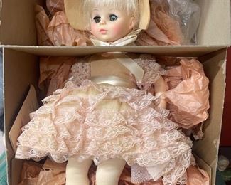 OLD CREEPY DOLLS!