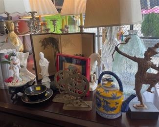 ASIAN ART & FIGURINES..
