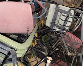 I will be selling the entire room as 1 lot