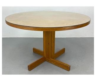 Lot 1002 Fumed Oak Round Pedestal Base Dining Table. 