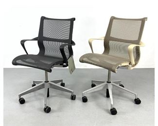 Lot 1263 2pcs Herman Miller Setu Office chairs 