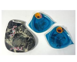 Lot 1363 Art Pottery. Marc Bellaire, Pair Fish planters made in Italy for Neiman Marcus