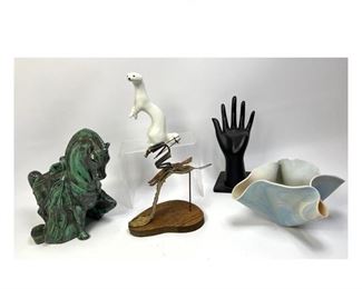 Lot 1377 Mixed lot pottery and metal. Sculptures, figures, etc.