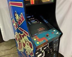 Ms Pac-Man/Galaga Video Game. Works. Case is in great condition 