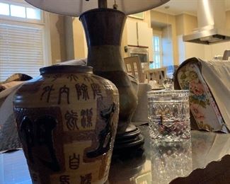 Another set of fantastic pair of lamps.. bronze I think