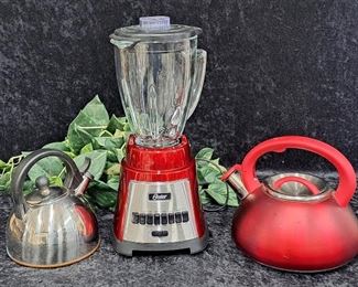 Oster Blender And Two Teapots