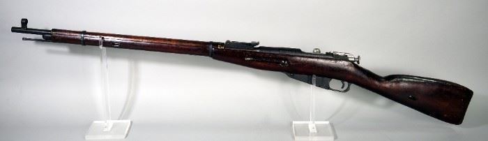 Russian Mosin Nagant/ CAI M91/30 7.62x54R Bolt Action Rifle SN# 9130013486, With Oiler In Pouch, Mfg 1942
