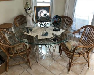Rattan 5-piece dinette set w/ glass top