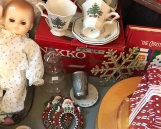 NIKKO cups and saucers