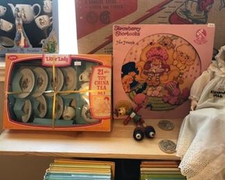 Strawberry Shortcake china tea set and picture record!