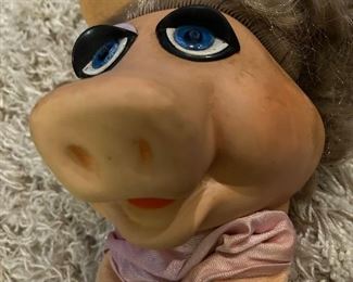 1970's Miss Piggy Puppet