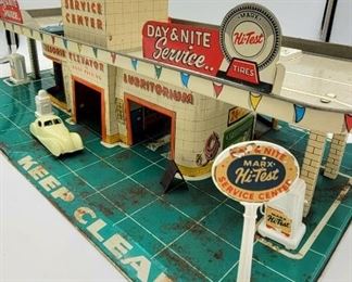1950’s Marx Tin Litho Service Station