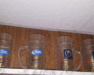 PLASTIC BEER GLASSES
