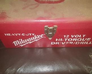 METAL MILWAUKEE BOX