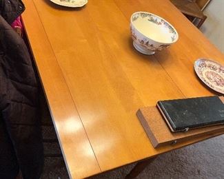 lovely drop leaf table missing one piece AS IS