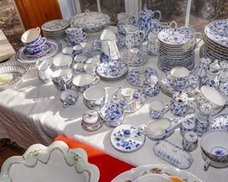 Tettau Royal Bayreuth dinnerware