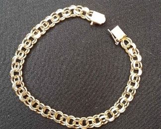 WES01 14k Gold Bracelet