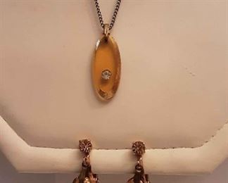 WES20 Vintage Necklace And Earring Set