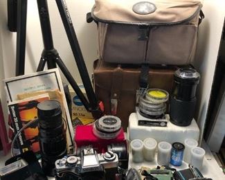 35mm Minolta camera and accessories