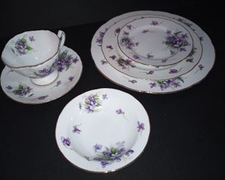 Gorgeous set of Rosetti China 'Spring Violets' - Made in Occupied Japan 