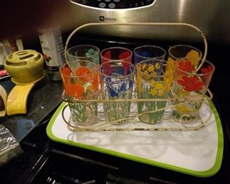 8oz swanky swigs with carrier