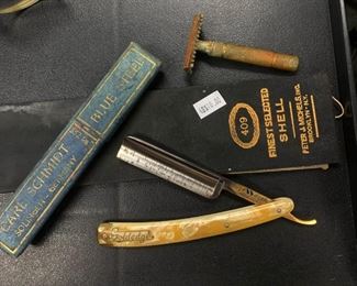 Men's straight razor, box, strap and vintage double edge razor - sold as set.