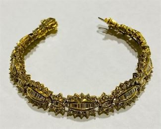 $4400 All Real Authentic 18K Yellow Gold VS2 Quality GH Color 7 Carat Baguette Round Diamonds Bracelet For inquiries about the listing or if you are selling your gold or silver, please text or call 7032689529 or visit the Tysons Jewelry Store at 8373 Leesburg Pike #12, Vienna Virginia 22182