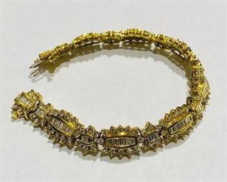 $4400 All Real Authentic 18K Yellow Gold VS2 Quality GH Color 7 Carat Baguette Round Diamonds Bracelet For inquiries about the listing or if you are selling your gold or silver, please text or call 7032689529 or visit the Tysons Jewelry Store at 8373 Leesburg Pike #12, Vienna Virginia 22182
