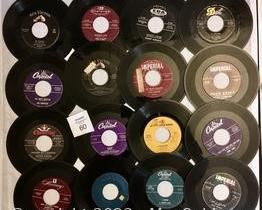 wcollection of 45s a601 t