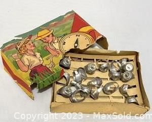 wvintage toy compass rings a531 t