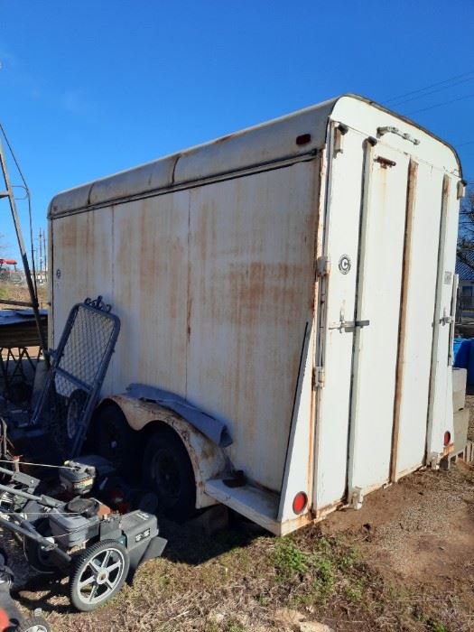 14' enclosed trailer 