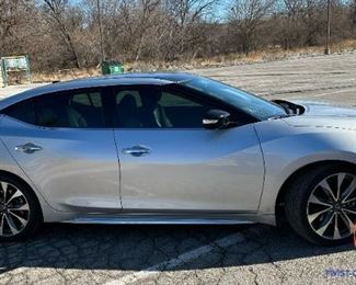 2019 NISSAN Maxima Platinum - 3,406 Miles